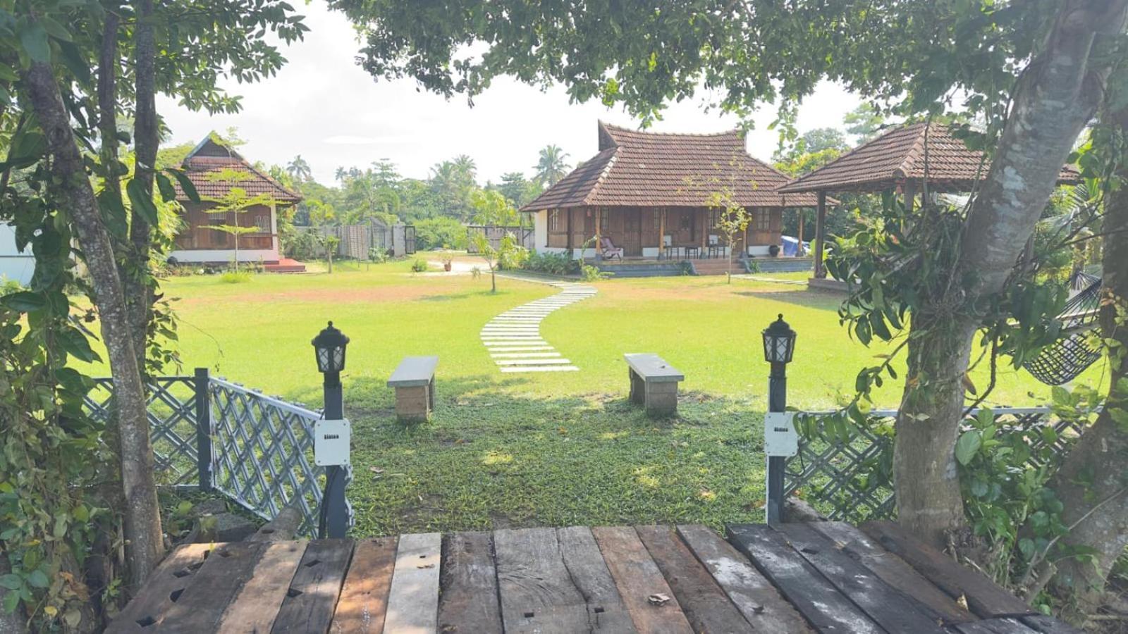 Bed and Breakfast Gypsea Marari Alappuzha Экстерьер фото